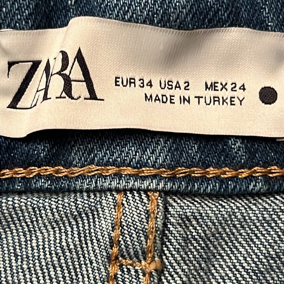 Zara sequin shorts women’s size 2 - Picture 3 of 11